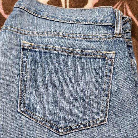 Jeans - Picture 2 of 4